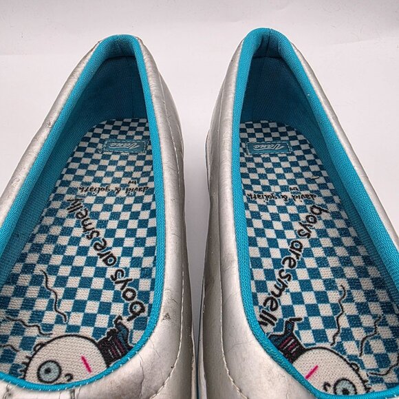 Vans X David & Goliath Womens Size 10 Silver Flat Slip On Shoes Walking Casual - Picture 9 of 13